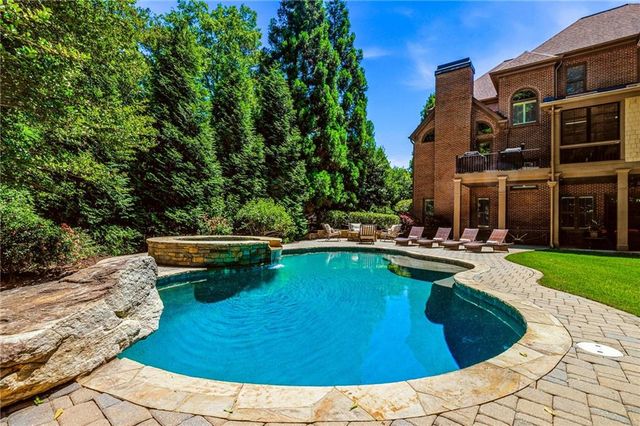 214 Shadowlawn Road SE, Marietta, GA 30067