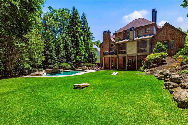 214 Shadowlawn Road SE, Marietta, GA 30067