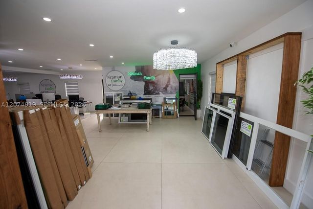 5738 W Hallandale Beach Blvd, West Park, FL 33023