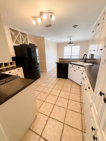 2500 Margaret Circle, Conway, AR 72034