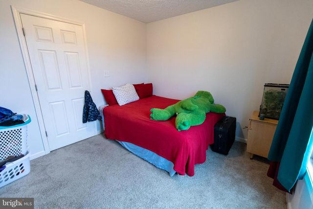 57 KAPALUA CT, Martinsburg, WV 25403