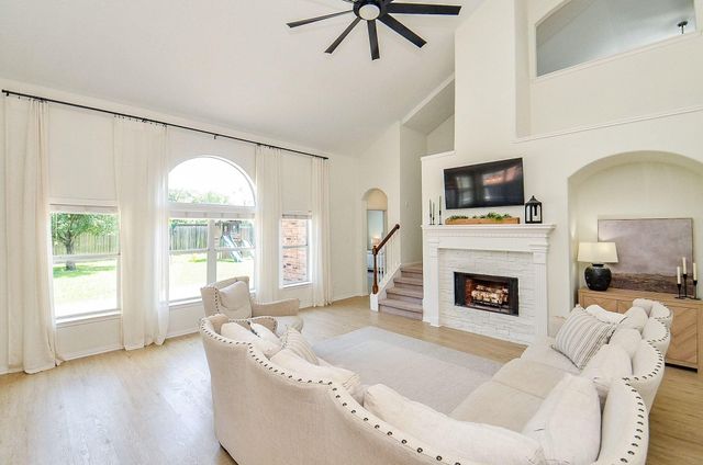 1630 Brookstone Lane, Sugar Land, TX 77479