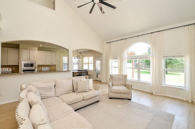 1630 Brookstone Lane, Sugar Land, TX 77479