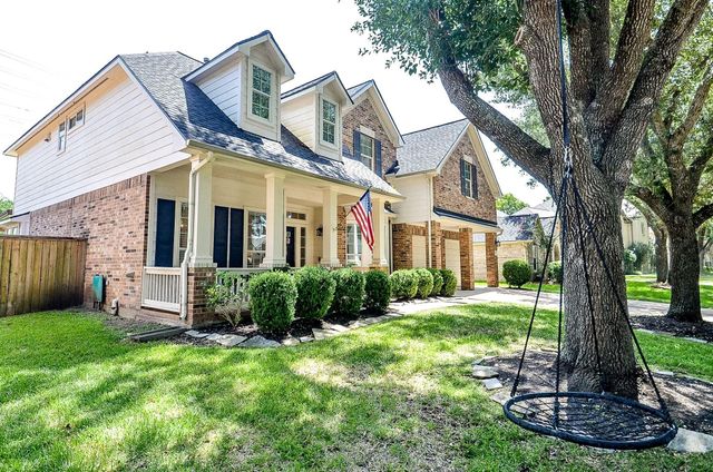 1630 Brookstone Lane, Sugar Land, TX 77479
