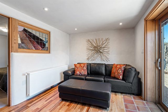 4 Camino Cielo Azul, Santa Fe, NM 87508