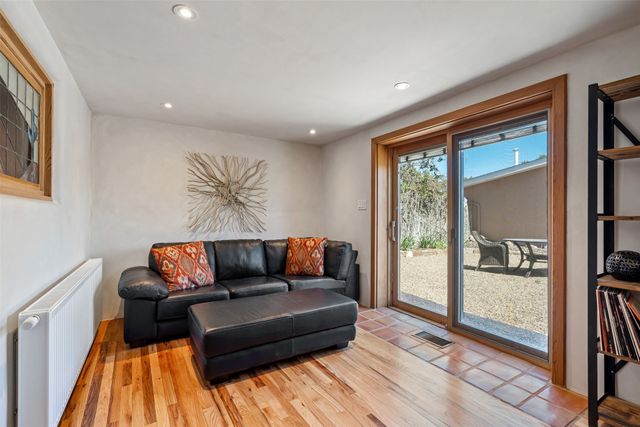 4 Camino Cielo Azul, Santa Fe, NM 87508