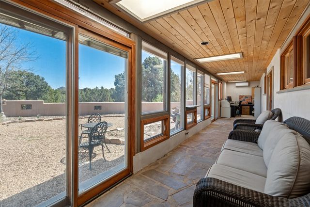 4 Camino Cielo Azul, Santa Fe, NM 87508