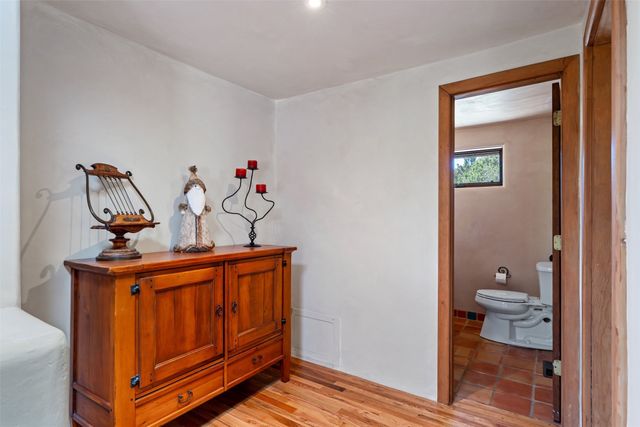 4 Camino Cielo Azul, Santa Fe, NM 87508