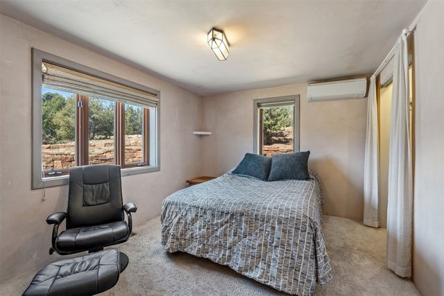 4 Camino Cielo Azul, Santa Fe, NM 87508