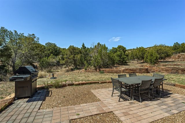 4 Camino Cielo Azul, Santa Fe, NM 87508