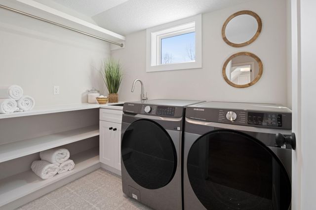 4205 W 42nd Street, Edina, MN 55416