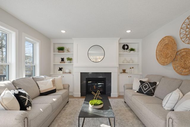 4205 W 42nd Street, Edina, MN 55416