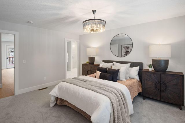 4205 W 42nd Street, Edina, MN 55416