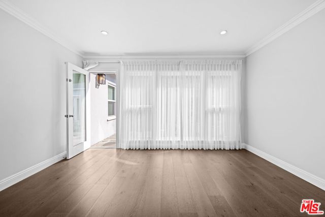 2036 Hillsboro Avenue, Los Angeles, CA 90034