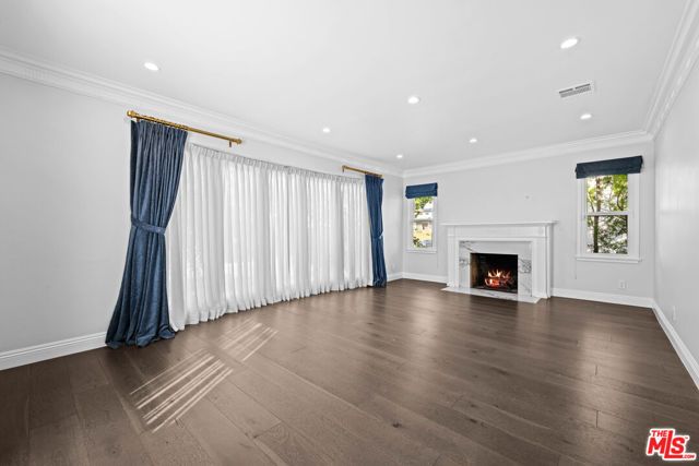 2036 Hillsboro Avenue, Los Angeles, CA 90034