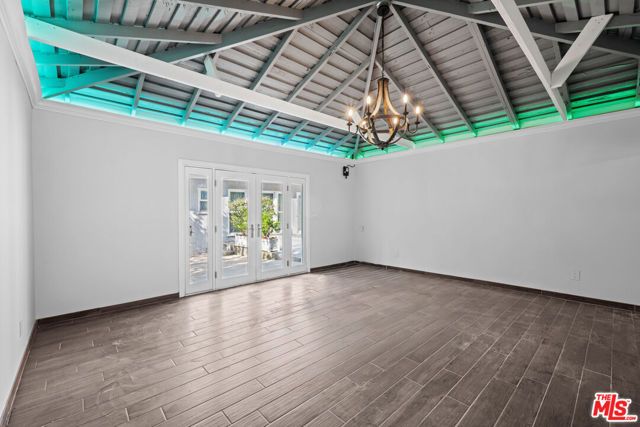 2036 Hillsboro Avenue, Los Angeles, CA 90034