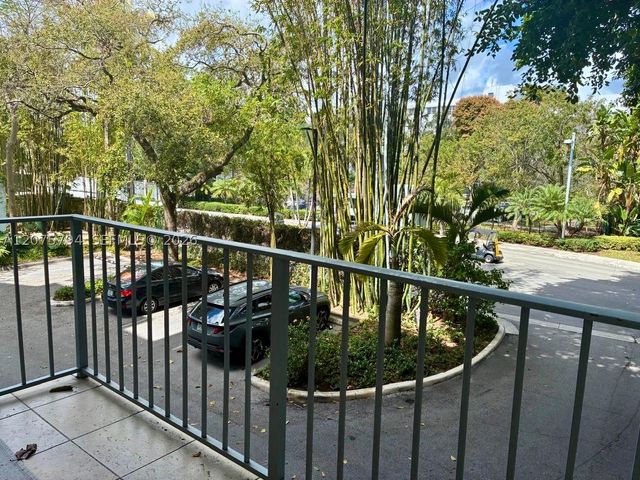 700 NE 63rd St D201, Miami, FL 33138