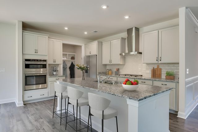 480 Hacienda Court, Sumter, SC 29150