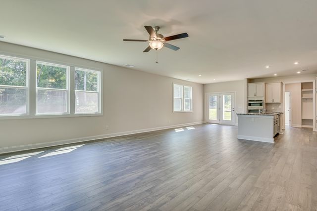 480 Hacienda Court, Sumter, SC 29150