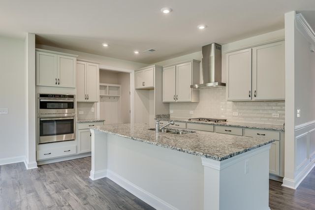 480 Hacienda Court, Sumter, SC 29150