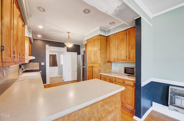 300 E 2nd Street, Kenly, NC 27542