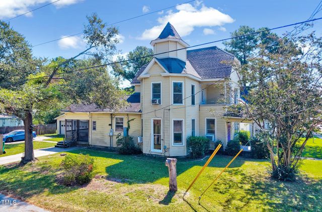 300 E 2nd Street, Kenly, NC 27542