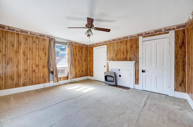 300 E 2nd Street, Kenly, NC 27542