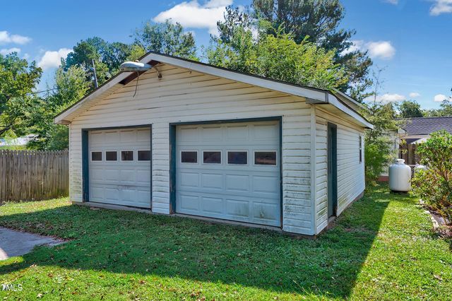 300 E 2nd Street, Kenly, NC 27542