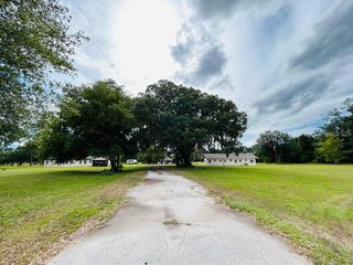 8010 SE US HIGHWAY 301 2A, Hawthorne, FL 32640