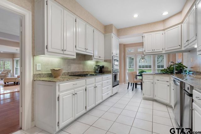 4608 N OCONNOR CT, Irving, TX 75062