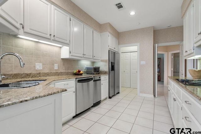4608 N OCONNOR CT, Irving, TX 75062