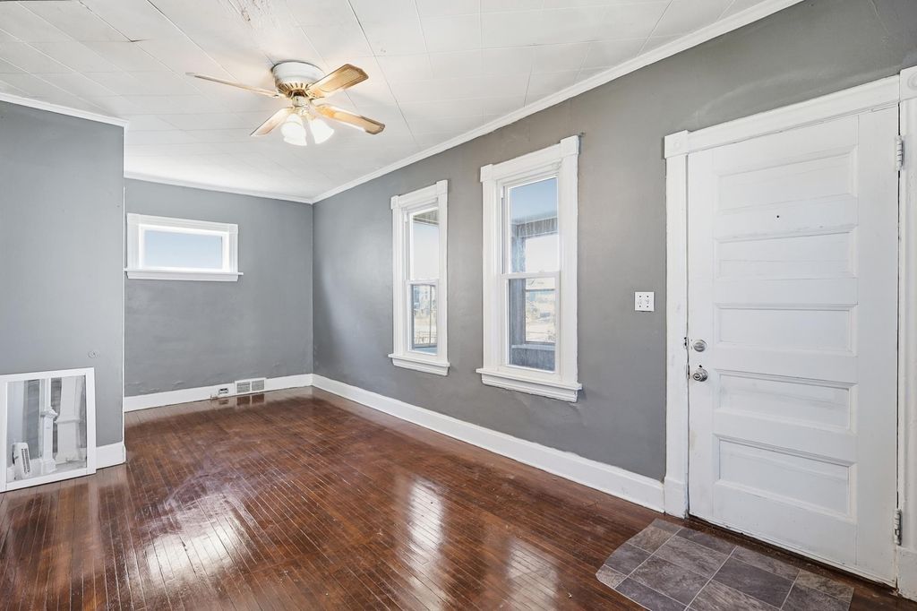 324 Van Buren Avenue, Saint Paul, MN 55103 — photo 4