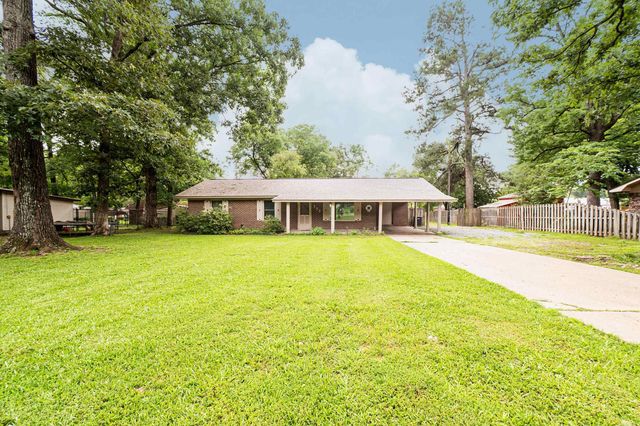 202 Fish Street, Star City, AR 71667