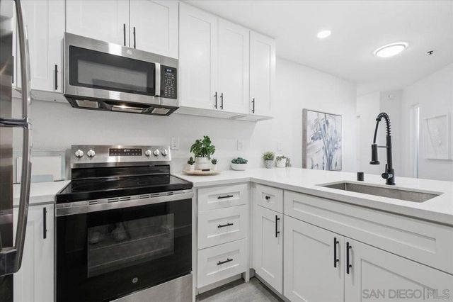 4465 Ocean 4, San Diego, CA 92109