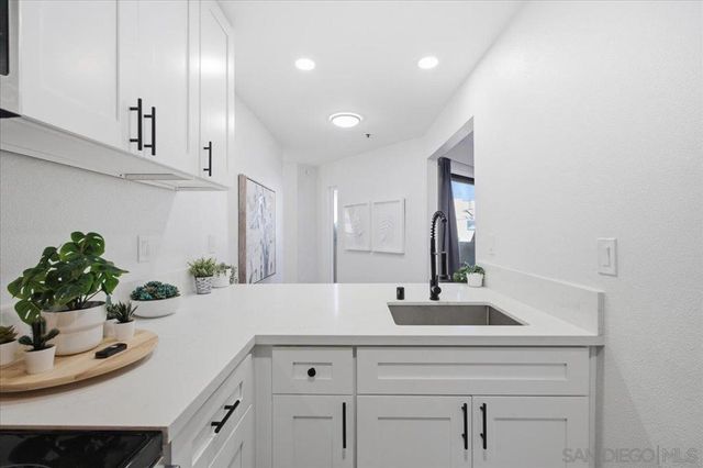 4465 Ocean 4, San Diego, CA 92109