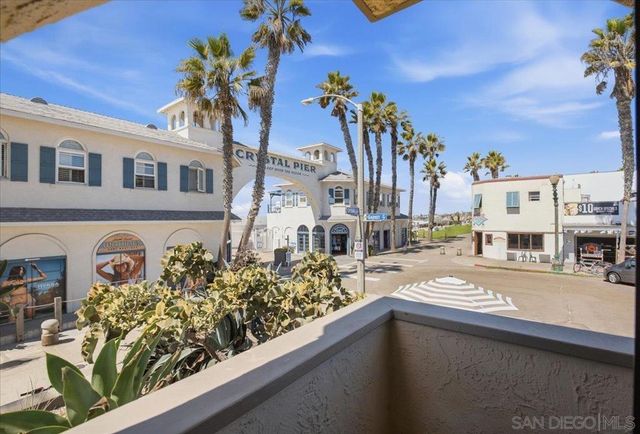 4465 Ocean 4, San Diego, CA 92109