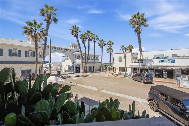 4465 Ocean 4, San Diego, CA 92109