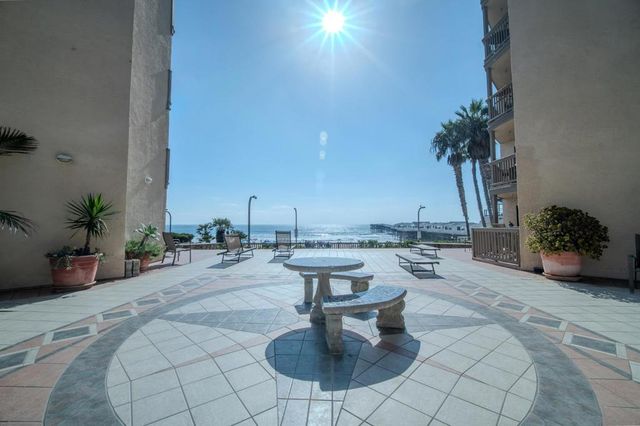 4465 Ocean 4, San Diego, CA 92109