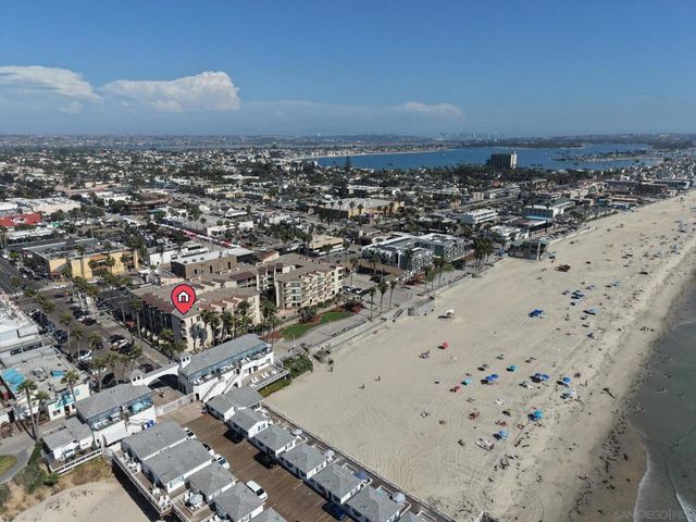 4465 Ocean 4, San Diego, CA 92109