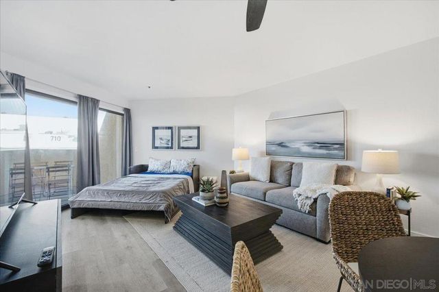 4465 Ocean 4, San Diego, CA 92109