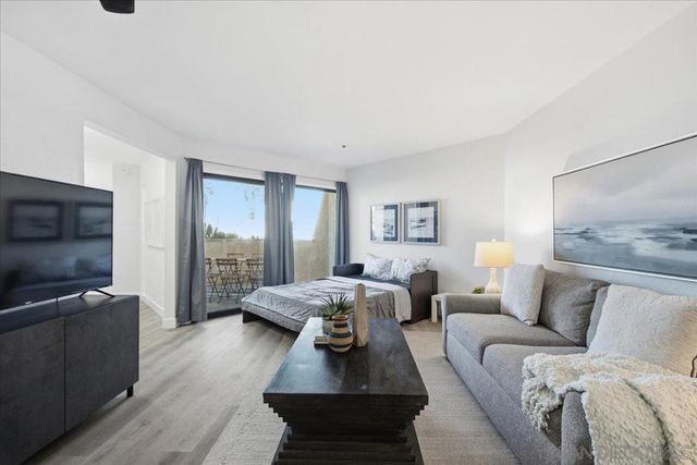 4465 Ocean 4, San Diego, CA 92109