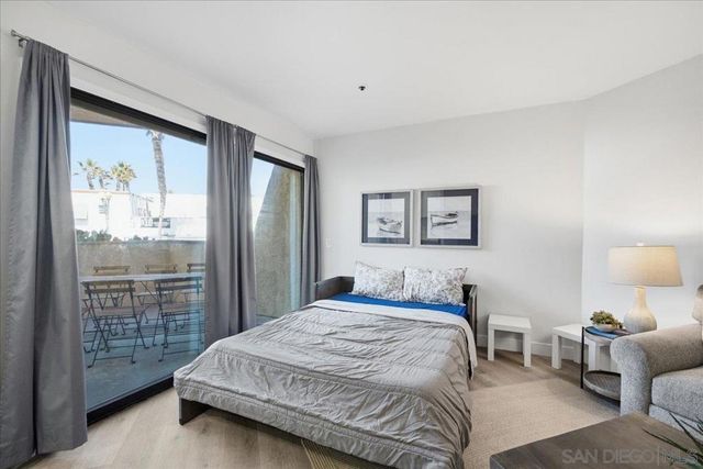 4465 Ocean 4, San Diego, CA 92109