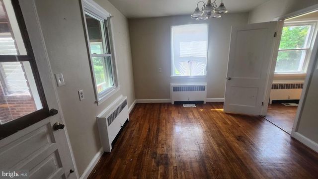 3209 LESLIE AVE, Temple Hills, MD 20748