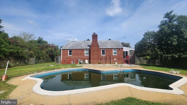 3209 LESLIE AVE, Temple Hills, MD 20748