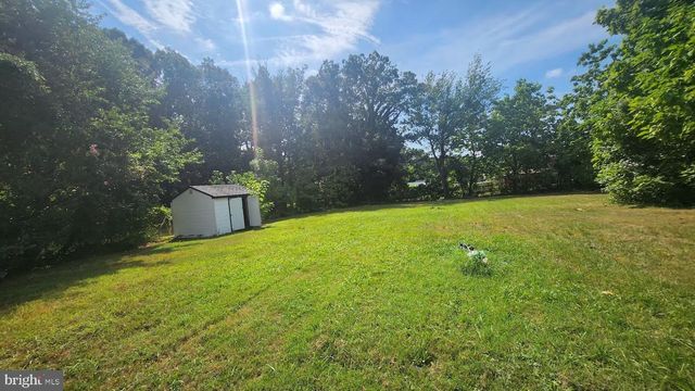 3209 LESLIE AVE, Temple Hills, MD 20748