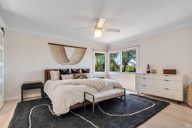 1236 N Fitch Mountain Rd, Healdsburg, CA 95448