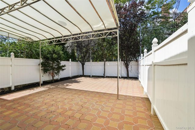 85-25 56th Avenue, Elmhurst, NY 11373