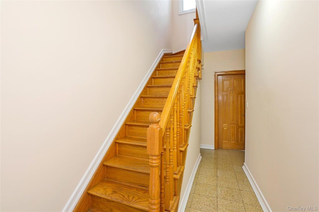 85-25 56th Avenue, Elmhurst, NY 11373 — photo 5