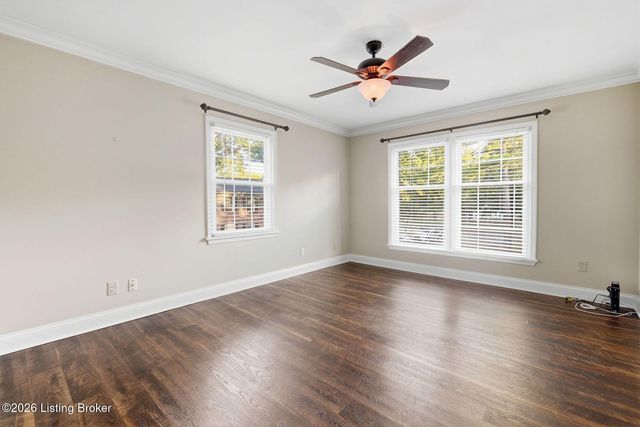 4708 Weybridge Gardens 104, Louisville, KY 40207
