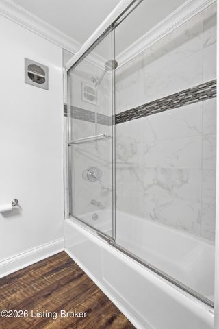 4708 Weybridge Gardens 104, Louisville, KY 40207